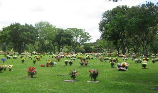 Jazigo Cemitério Parque Iguaçú - Foto 2