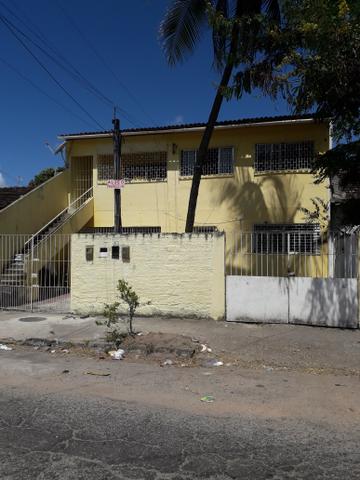 Casa térrea no Ipsep 3qts 2wc e quintal 1.200