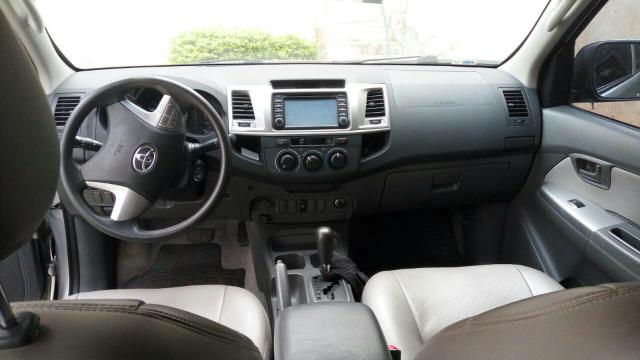 Toyota Hilux - Foto 3