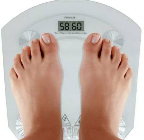 Balança digital de banheiro academia etc 180kg-entregamos em domicílio - Foto 3