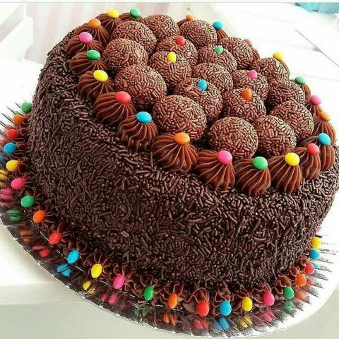 Bolos,cupcakes, brigadeiros gourmets - Foto 4