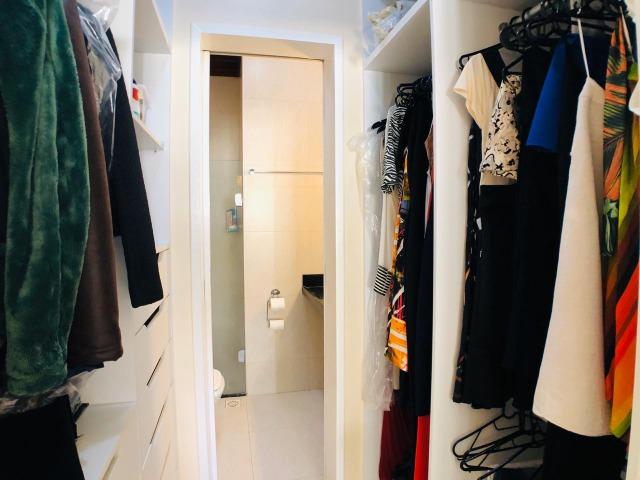 CA0923 - Casa plana com 3 suítes, dependência e lazer completo em condomínio fechado - Foto 12