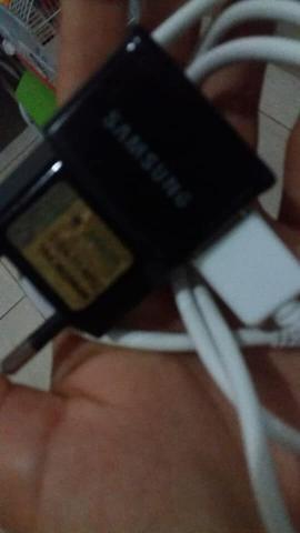 Vendo carregador Samsung ORIGINAL - Foto 2