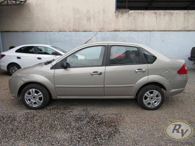 FORD FIESTA 2008/2009 1.6 MPI SEDAN 8V FLEX 4P MANUAL