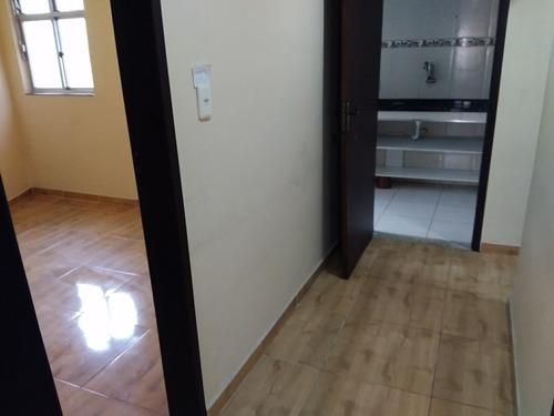 Casa de 2 quartos no Centro de Nova Iguaçu, próximo a praça do skate - Foto 5