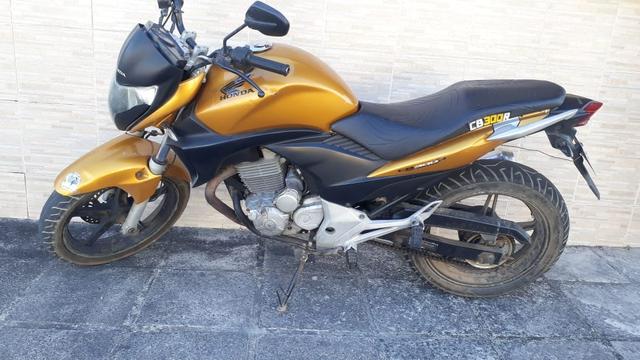 Vendo ou troco cb 300 2010 - Foto 3