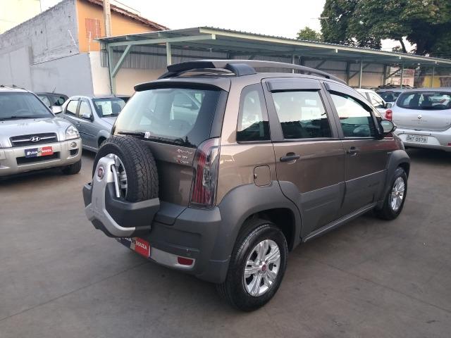 Fiat Idea Adventure 1.8 completa - muito nova - Foto 6