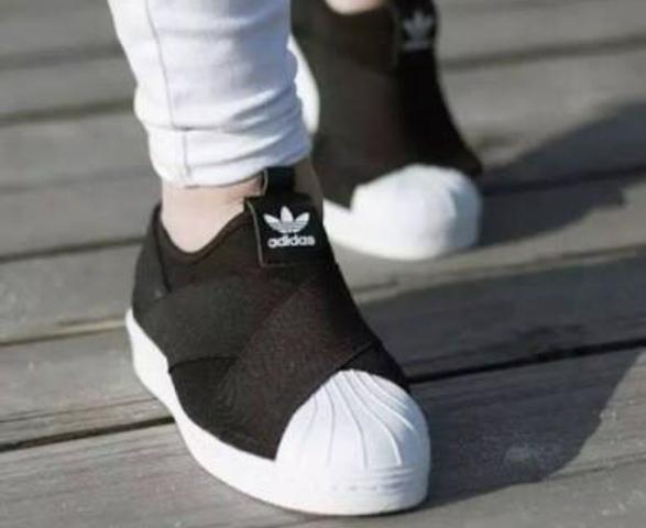 Tênis adidas slip on R$99,90 - Foto 3