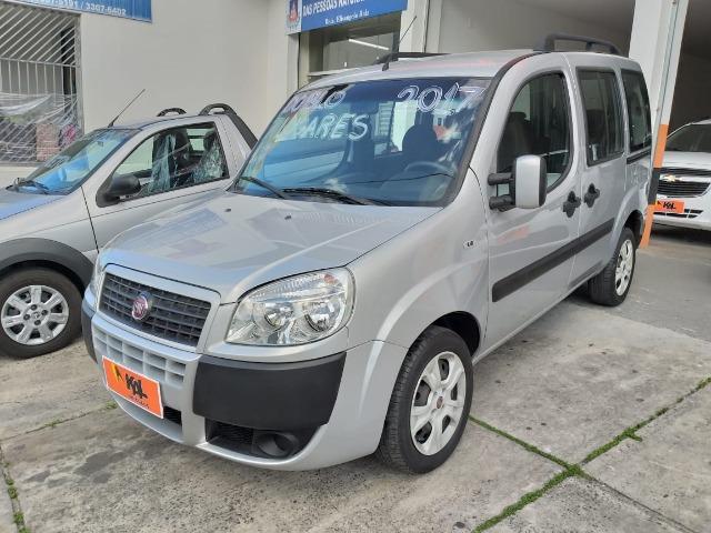 Fiat Doblo Essence 1.8 7 Lugares Com Baixa KM - Foto 2