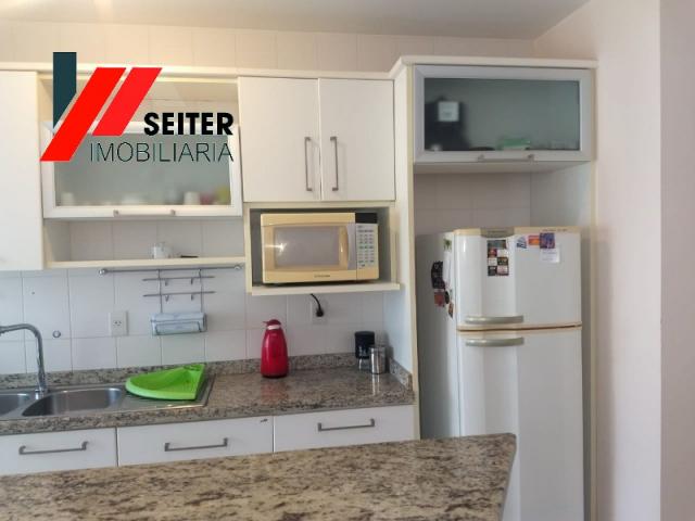 Apartamento mobiliado de 2 dormitorios suite e sacada com churrasqueira no itacorubi - Foto 10