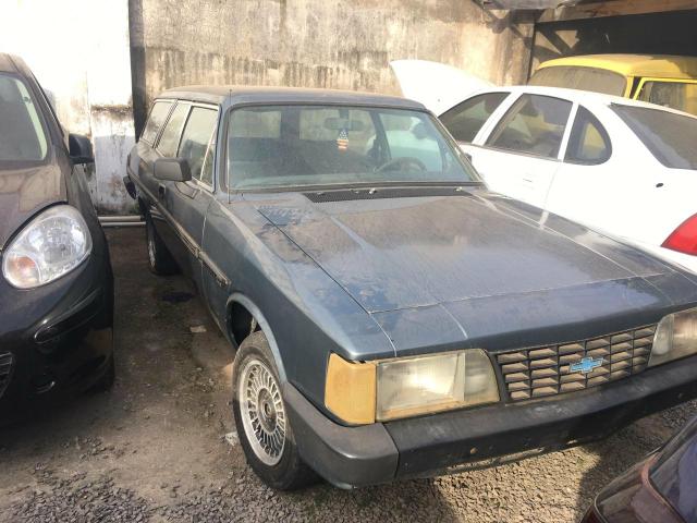 Caravan SL/E 6 cilindros - em fase de restauração
