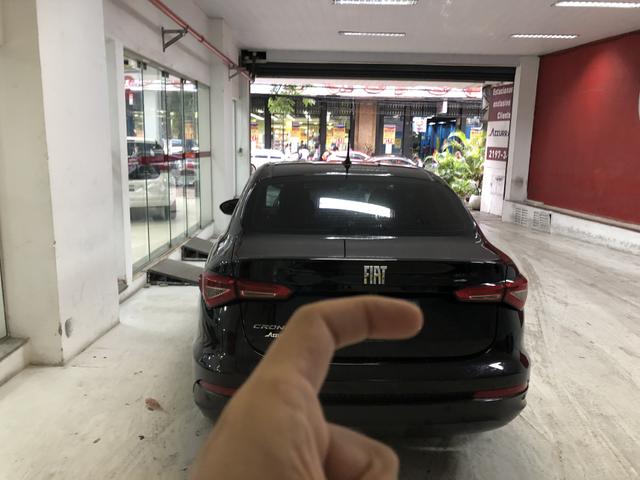 Fiat Cronos 19 - baixa KM