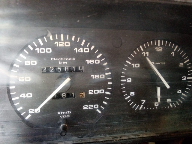 Vende-se Santana ano 2000 - Foto 2