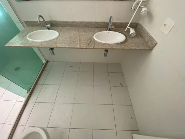 Lavatório em granito