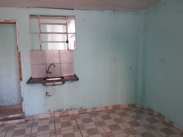 Quartos com pia Centro proximo ao metro - Foto 2