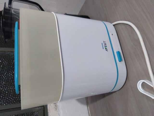 Esterilizador de mamadeira e chupeta ( Philips Avent) - Foto 2