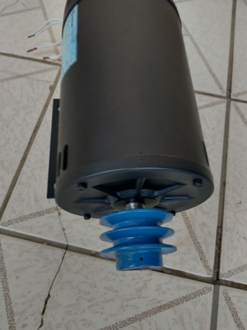 Motor elétrico trifásico para compressor de ar 20 pés  - Foto 3