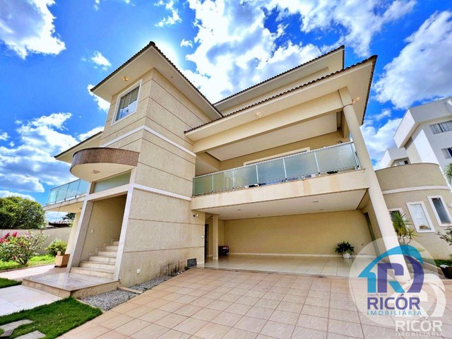 Casa de alto padrão com 4 dormitórios sendo 3 suitesà venda, 643 m² por R$ 2.690.000 - São