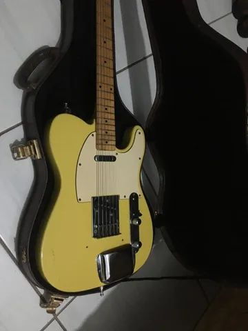 Guitarra Telecaster e capa