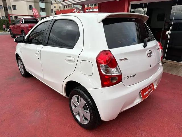TOYOTA ETIOS HB XS 15 MT 2017 - Foto 3