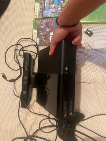 Xbox 360 Bloqueado+Kinect+Dois Jogos+Controle