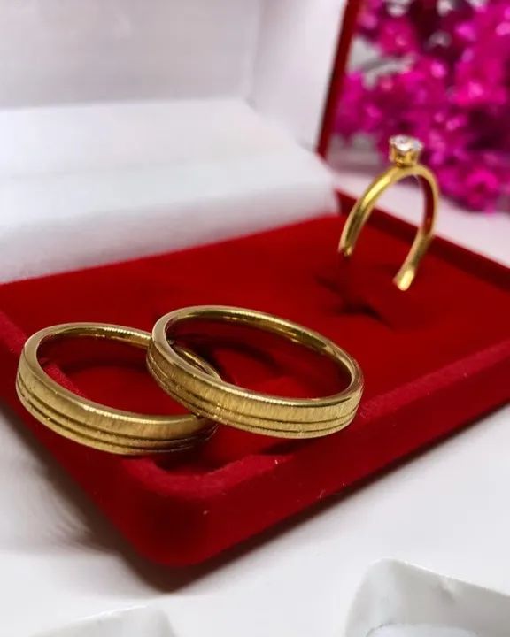 alianças banhadas a ouro  - Foto 2