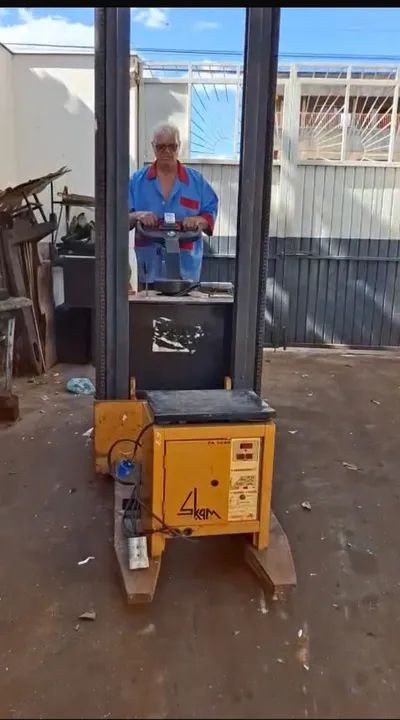 Empilhadeira Elétrica Skan - Foto 3