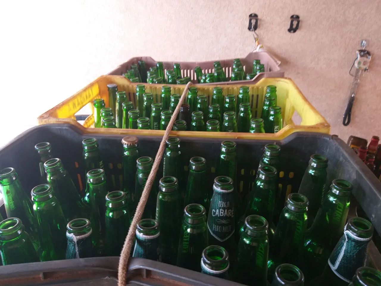 Vendo vasilhame de 600 ml<br>Heineken<br>Spaten <br>Stella<br>R$ 1 Real a Unidade - Foto 2