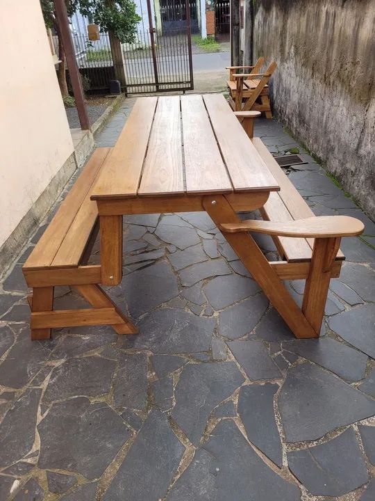 Banco que vira mesa com 2mts Madeira de Eucalipto Modelo Clássico 