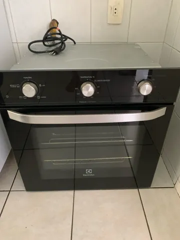 Forno de Embutir Electrolux Elétrico 80L com Grill Inox (OE8MX)