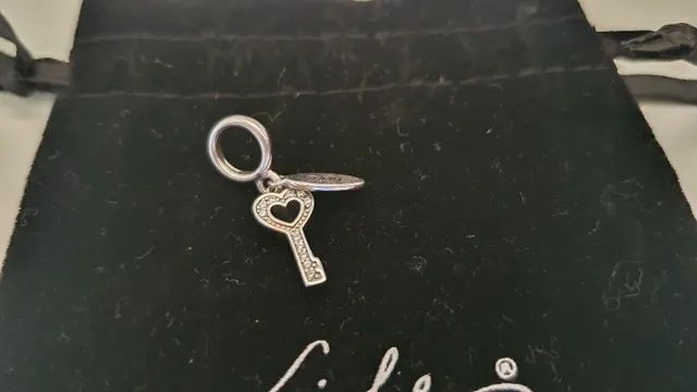 Berloque Chave - Vivara !  - Foto 2