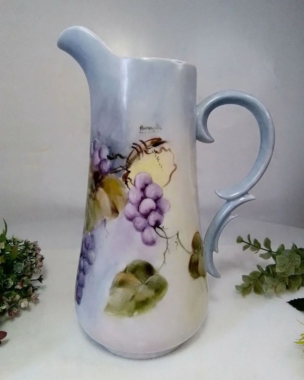 Jarro Porcelana Anos 80 - Uvas