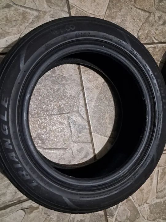 04 Pneus 195/55 15 - Leia o anúncio!
