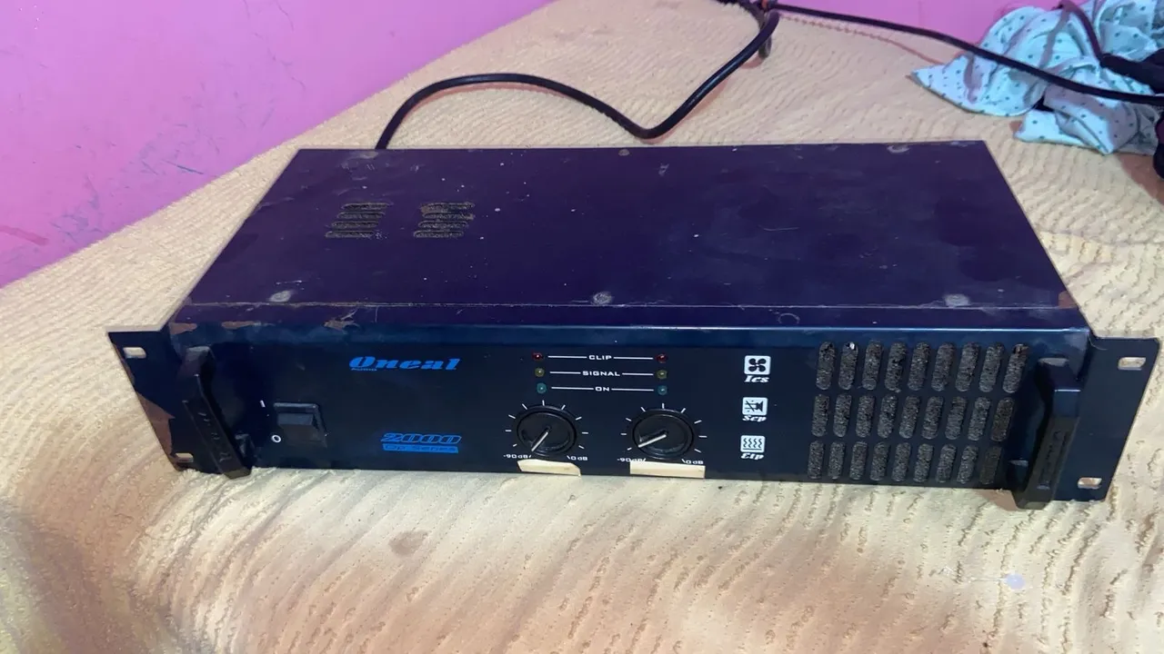 Amplificador ONeal 2000 Pro Series