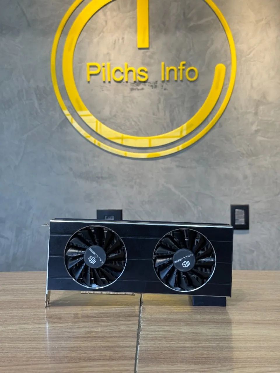 RX 5700 XT 8GB MLLSRE - Loja física - Garantia - Olx Pay