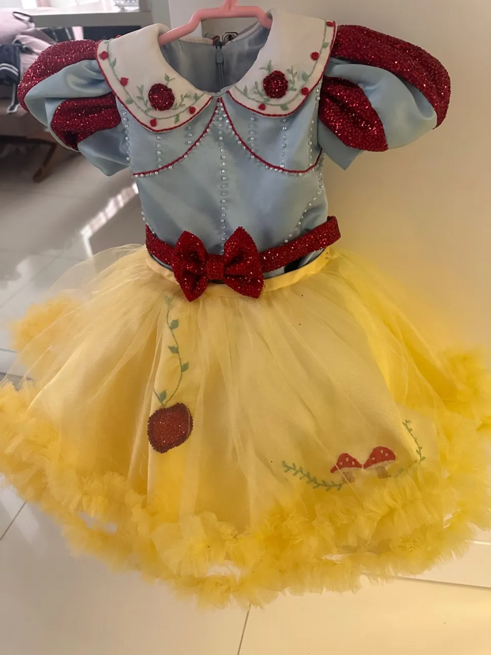 Vestido Infantil Branca de Neve 1 ano 