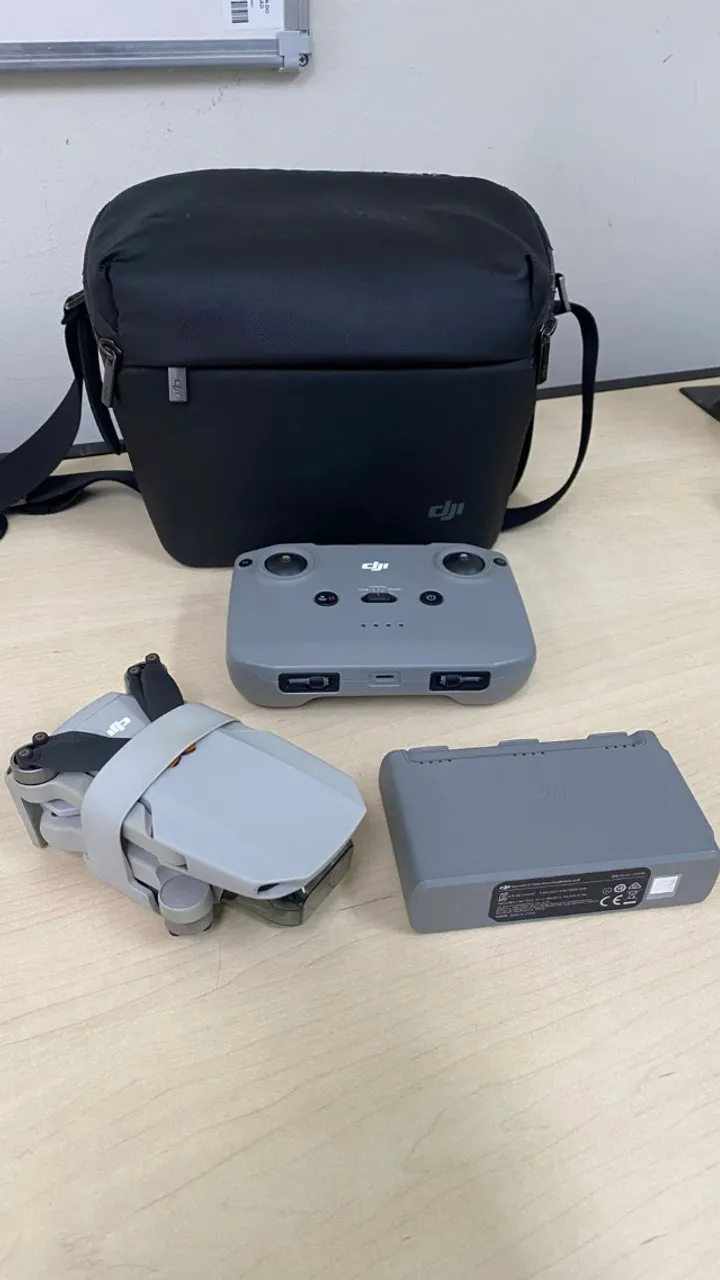 Dji mini 2 fly more combo (RC) Excelente funcionamento.