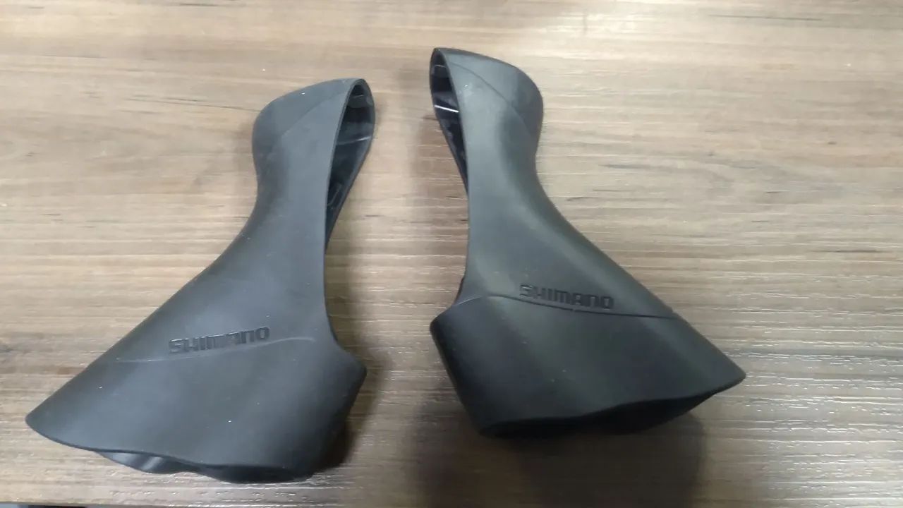 Capa Borracha STI SHIMANO, ST- R3000 / ST- R2000, Par, preto - Foto 2