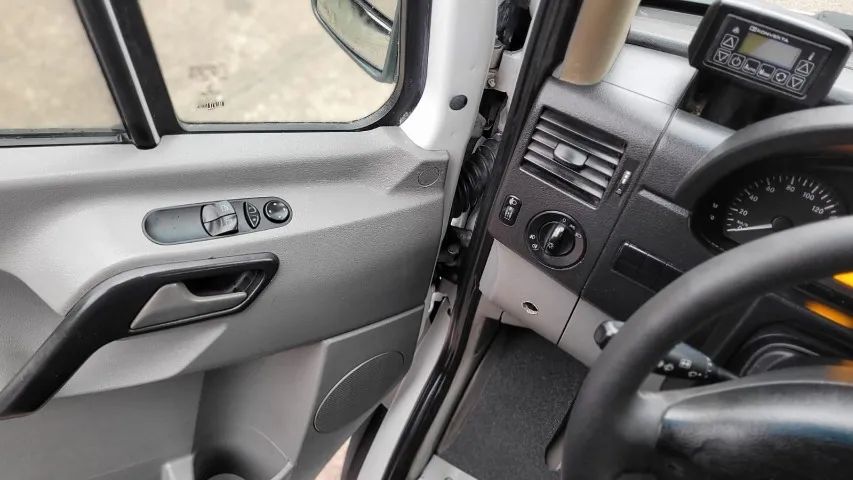 MBenz 415 Sprinter ano 2019 16 lug. ar,  a vista c/5% desc. TR/ 5199706.9988 c/ AIRTON - Foto 8