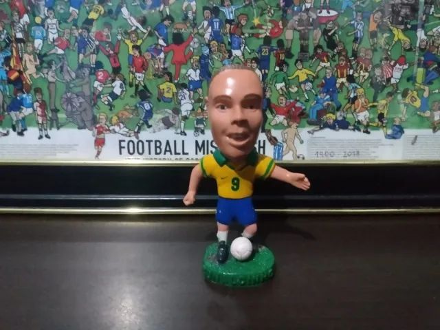 Mini craque Ronaldo Fenômeno Brasil 1997-1998 - Foto 3