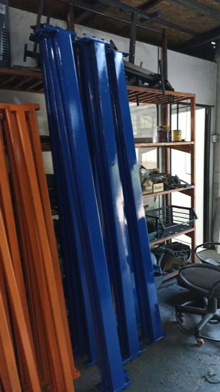 Longarinas p/,Porta paletes semi nova ( abaixo do custo) valor pra desocupar o local  - Foto 3