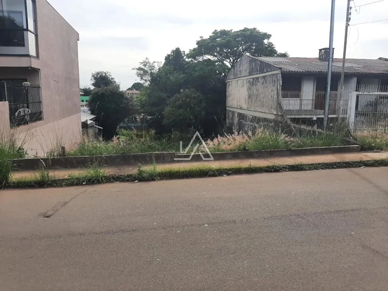 TERRENO NA VERA CRUZ