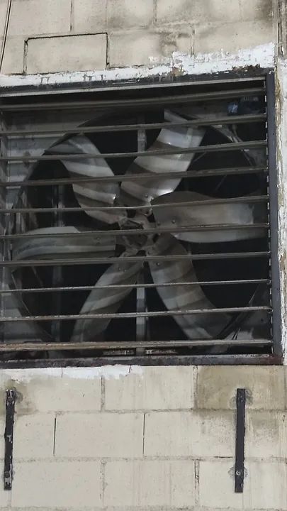 2 Climatizadores industriais para galpões 