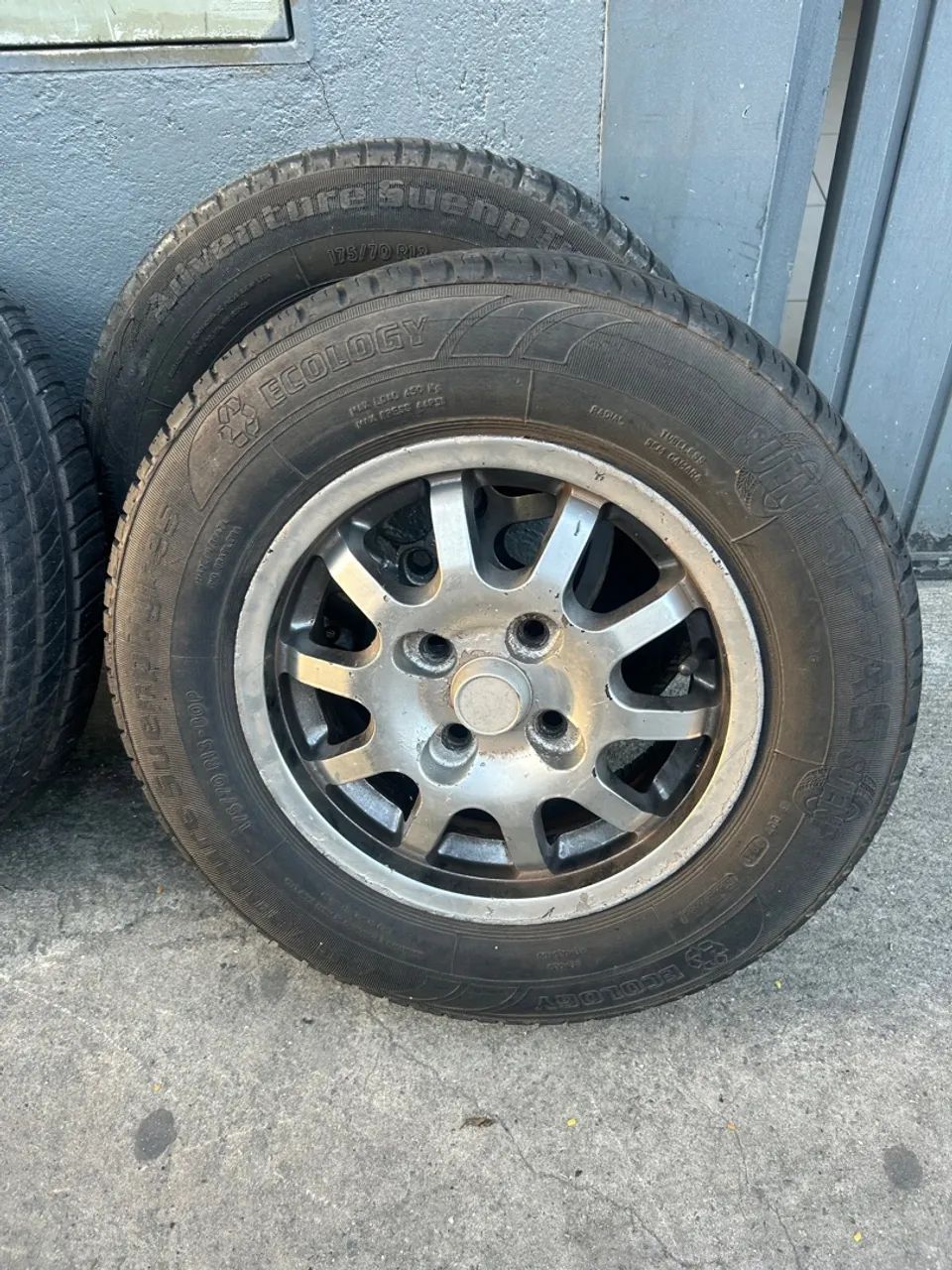 Rodas com Pneus 175/70 R13 - Foto 4