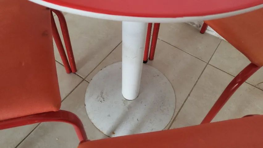 Tramontina: Mesa e Cadeiras de ferro resistente, assento acolchoado - Foto 5