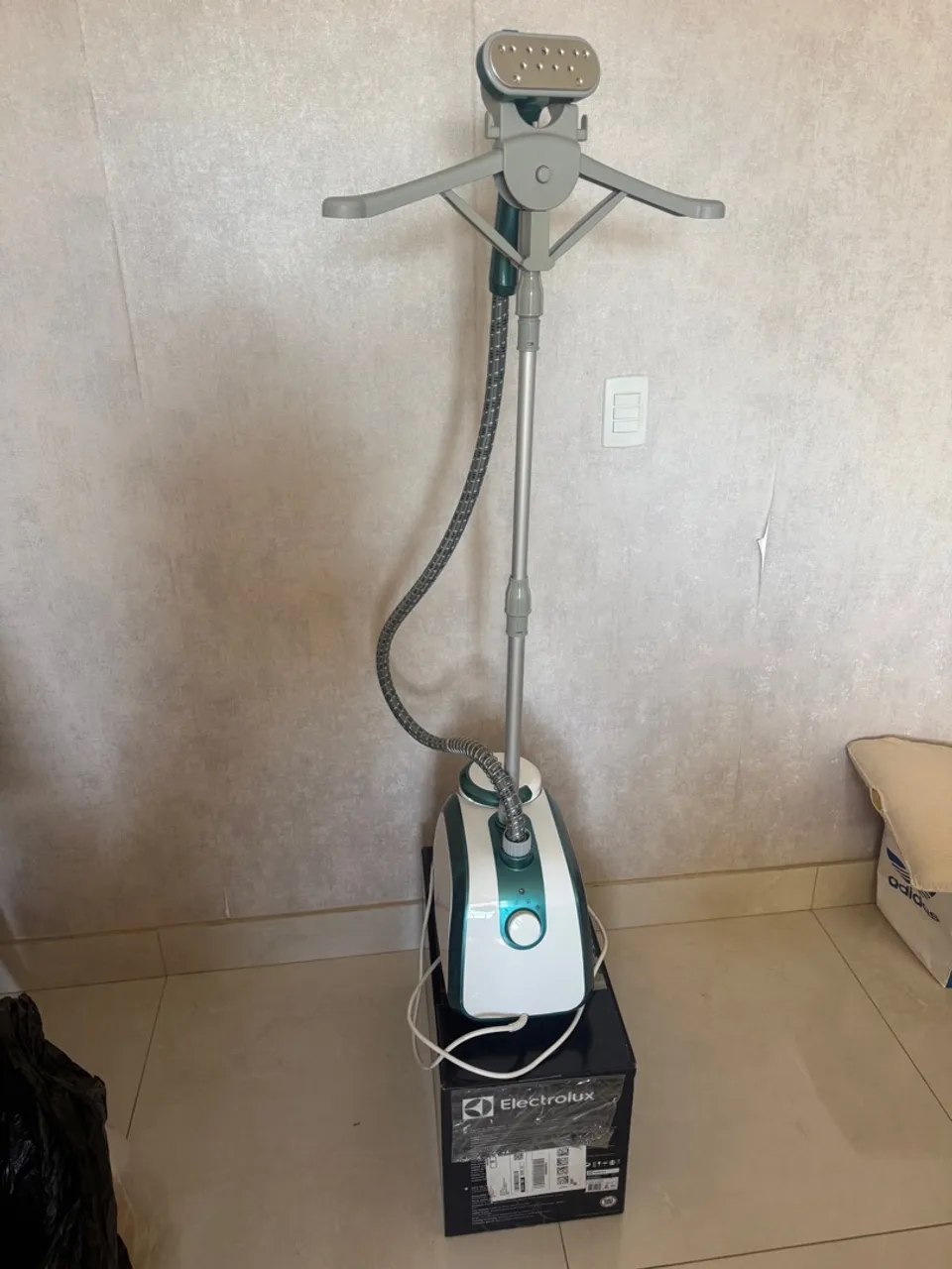 Vaporizador de Roupas Electrolux