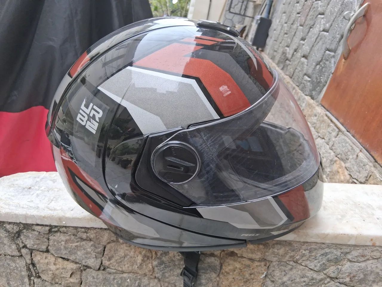 Capacete Peels 56