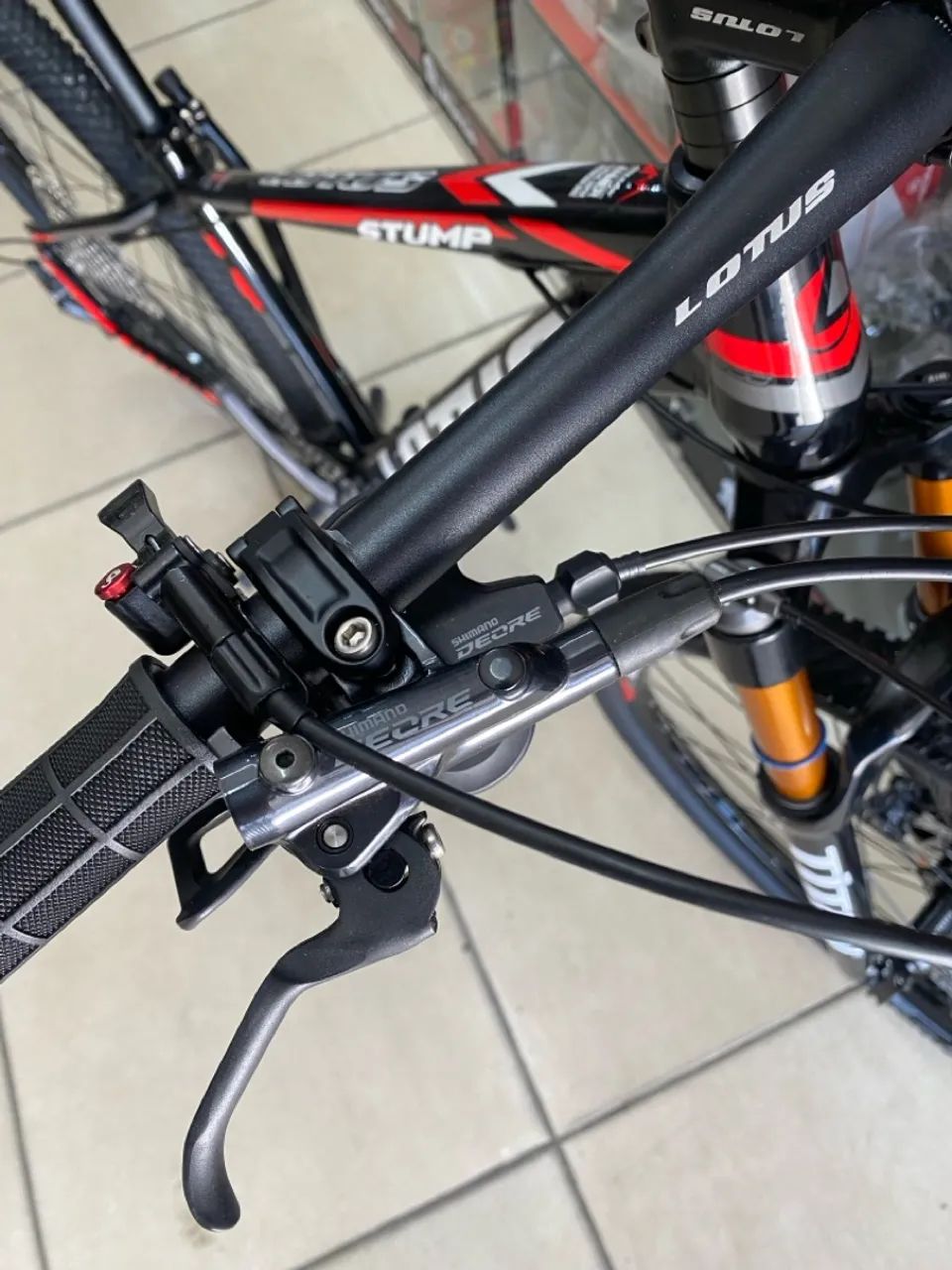 Bicicleta Lotus Stump Aro 29 DEORE - Foto 4