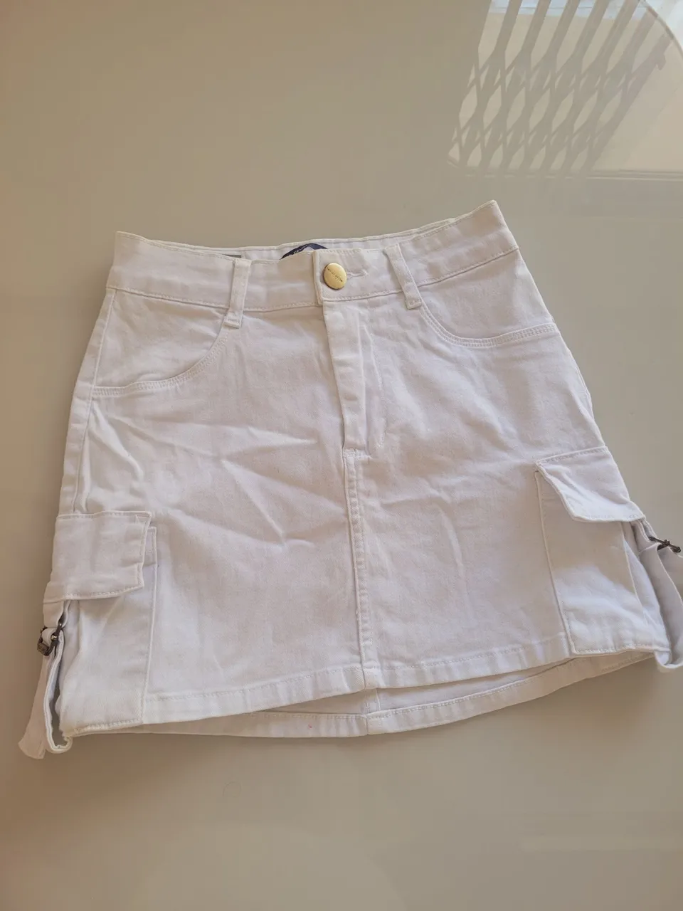 Saia branca Miller, com bolsos laterais, com Lycra - Estilo moderno