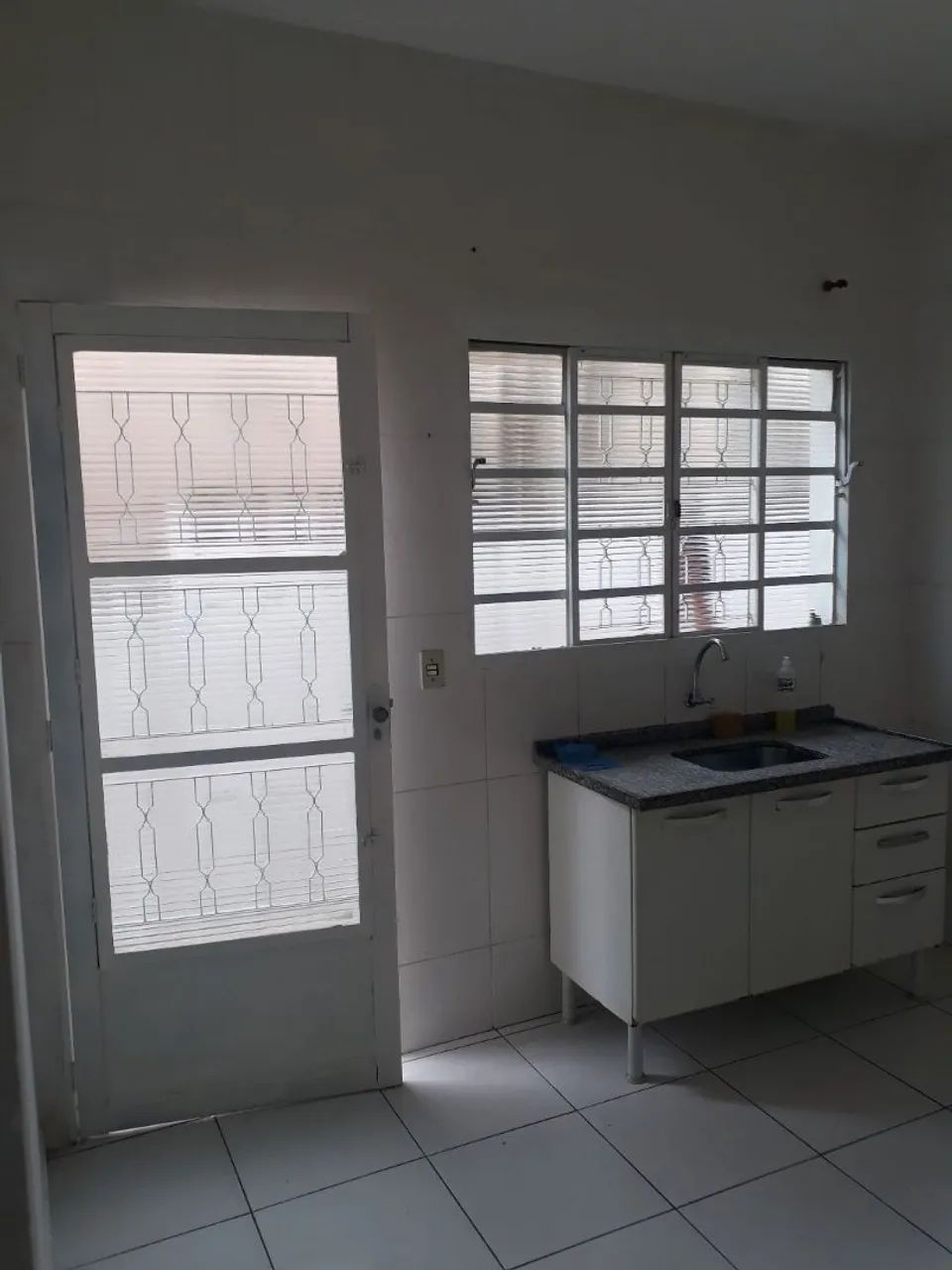 Kitnet com terreno. - Foto 2